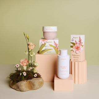 300gm Bath Soak Boxed - White Florals & French Pear
